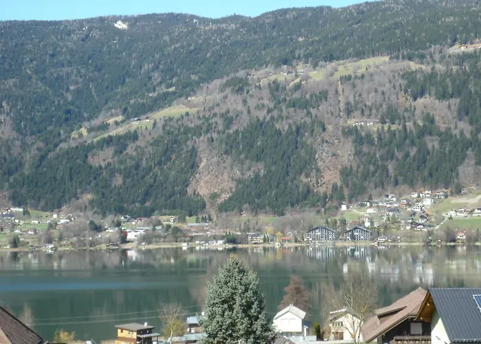 Bellevue 1 Deluxe Apartment